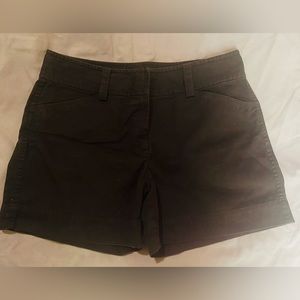 Women’s size 8 Brown Ann Taylor shorts